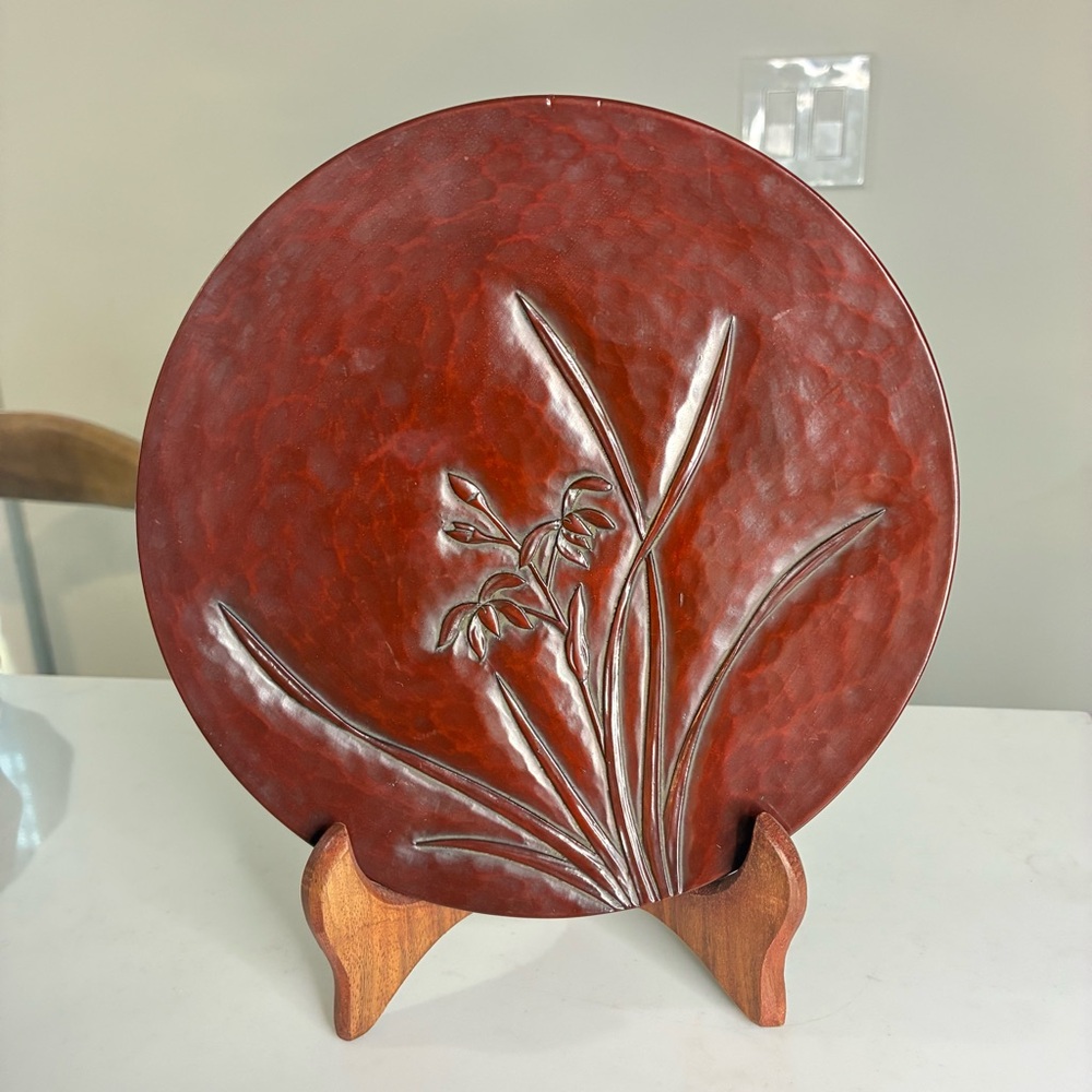 Japanese kamakura - bori carved in wood Decorative Plate with Floral Design